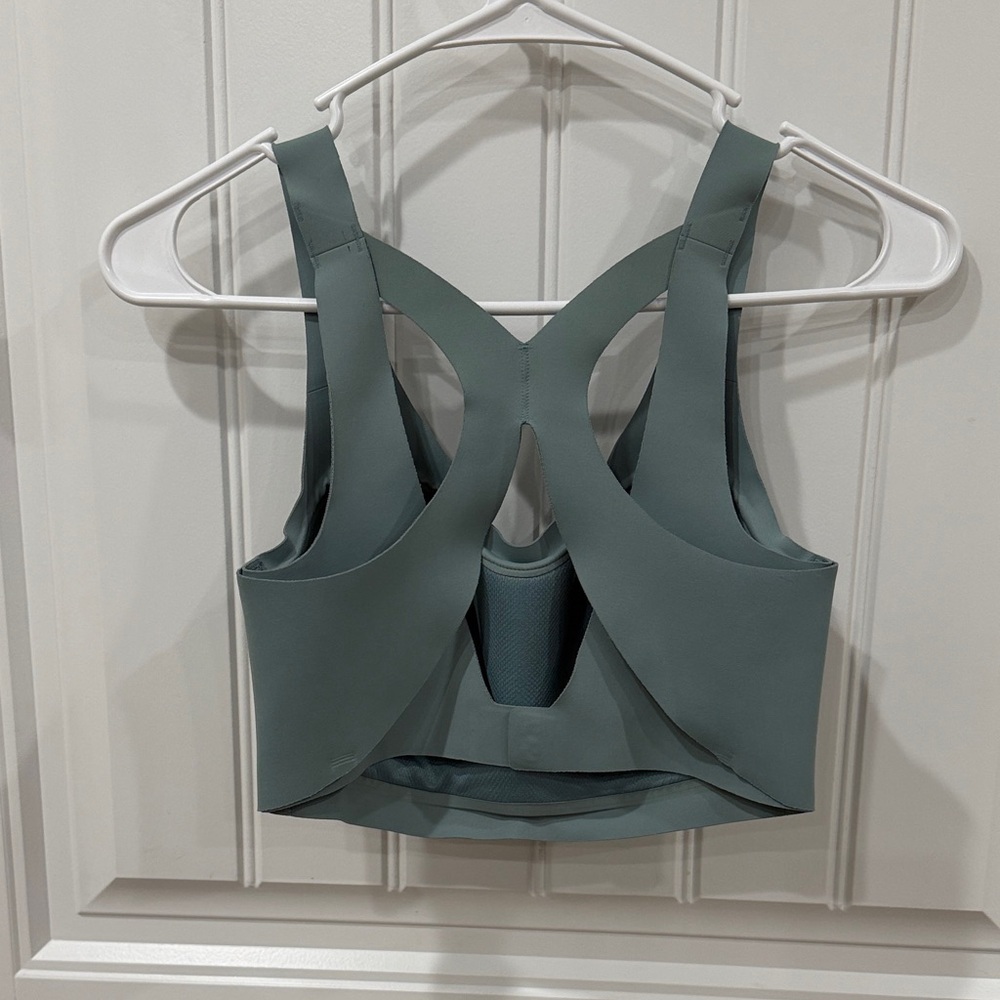 EUC Victoria's Secret Teal Strappy Sports Bra - Picture 3 of 6